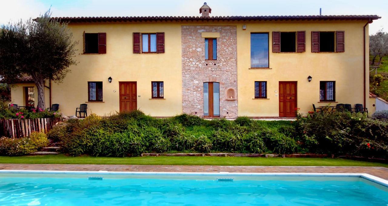 Agriturismo Fiordaliso Trevi Exterior photo