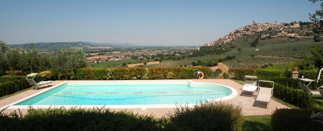 Agriturismo Fiordaliso Trevi Exterior photo