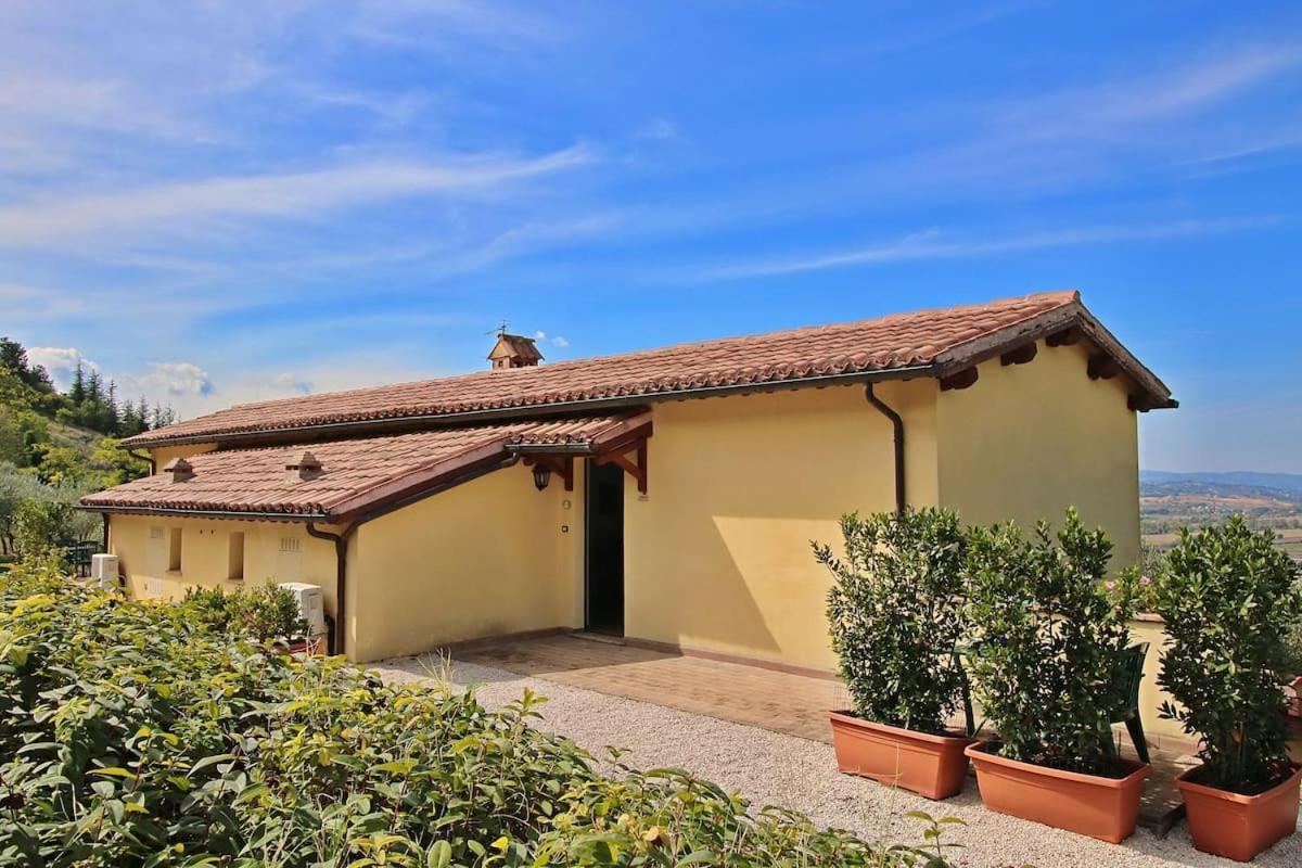 Agriturismo Fiordaliso Trevi Exterior photo